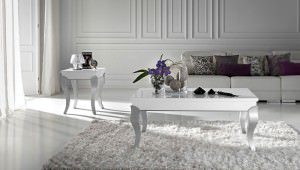 Mesa de centro clásica en color blanco